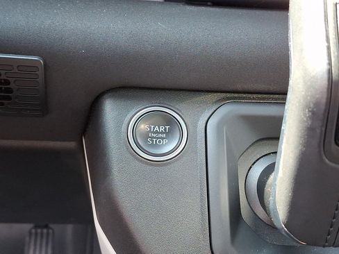 Used 2023 Land Rover Defender 110 X-Dynamic SE AWD/4WD image 26