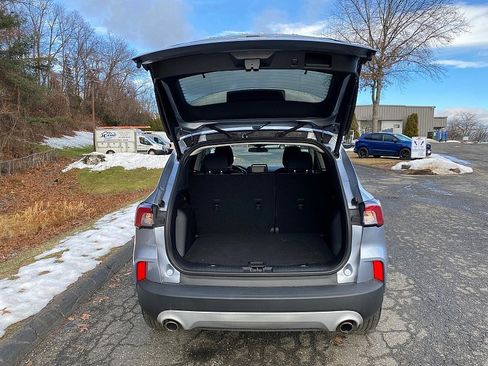 Used 2022 Ford Escape SE w/ Convenience Package image 9