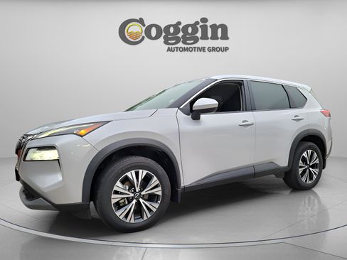 Used 2023 Nissan Rogue SV image 1