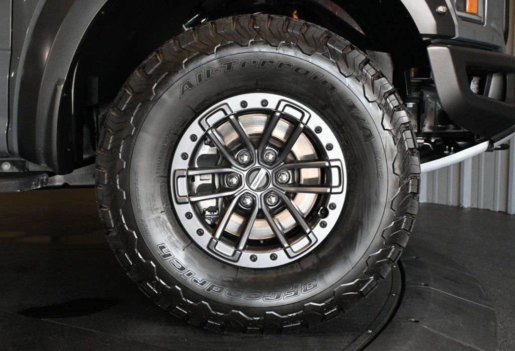 Used 2020 Ford F150 Raptor w/ Equipment Group 802A Luxury AWD/4WD image 8