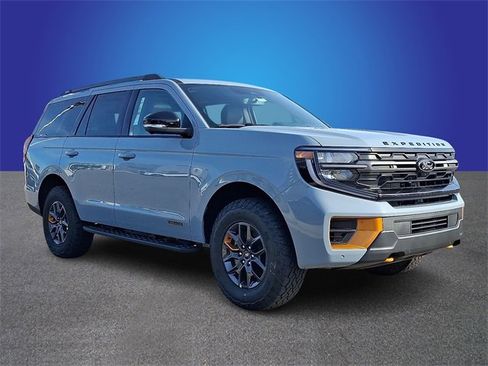 New 2026 Ford Expedition Tremor image 2