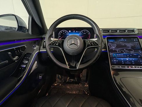 Used 2025 Mercedes-Benz S 580 4MATIC Sedan image 21