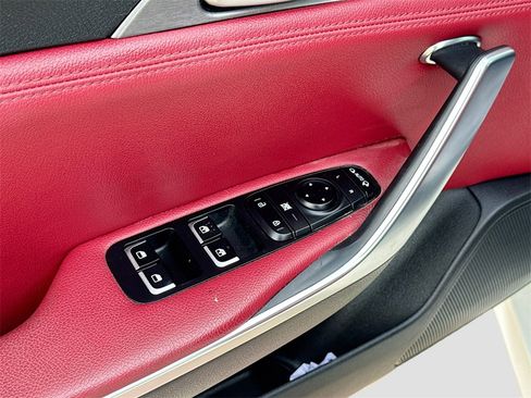 Used 2021 Kia Stinger GT image 17