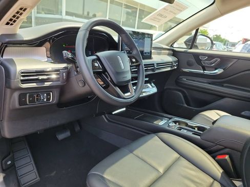 Certified 2024 Lincoln Corsair Reserve w/ Equipment Group 201A AWD/4WD image 21