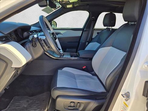 Certified 2024 Land Rover Range Rover Velar Dynamic SE image 17