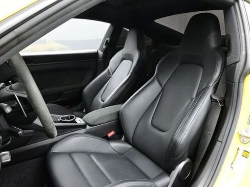 Certified 2024 Porsche 911 Carrera GTS RWD image 5