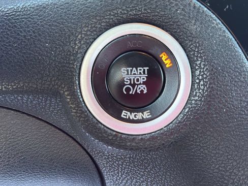 Used 2014 Chrysler 300 S AWD/4WD image 20