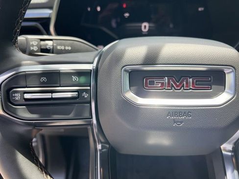Used 2024 GMC Canyon AT4 w/ AT4 Premium Package AWD/4WD image 37