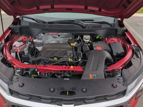 New 2026 Chevrolet Trax LS w/ LS Convenience Package FWD image 25