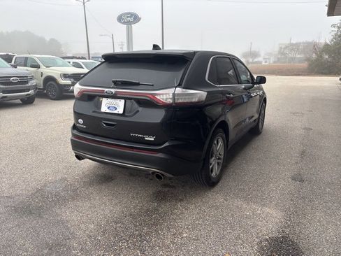 Used 2017 Ford Edge Titanium image 4