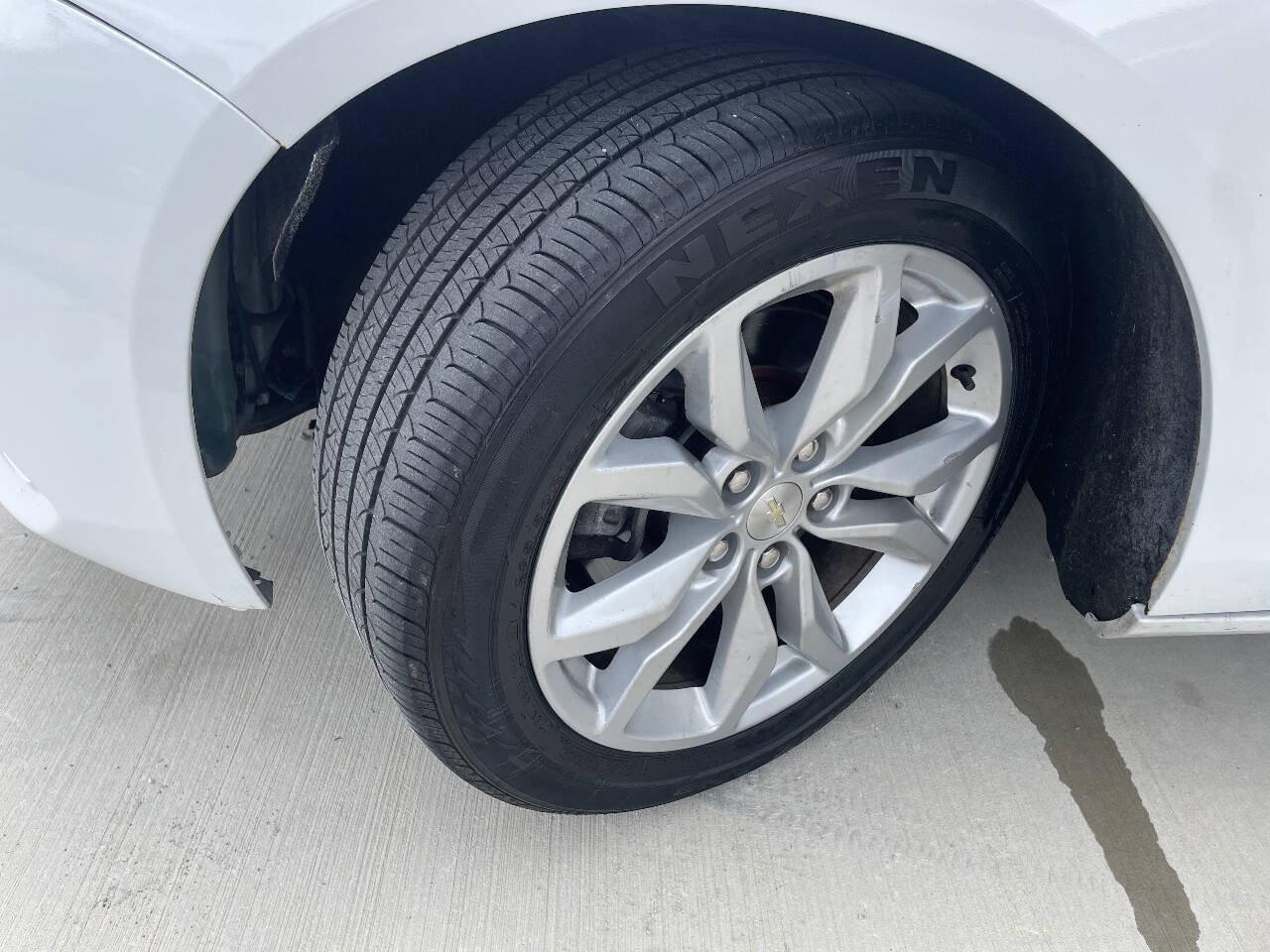 Used 2016 Chevrolet Impala LT w/ Convenience Package FWD image 12