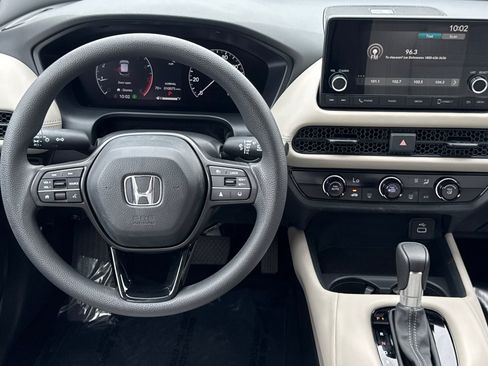 Used 2025 Honda HR-V LX image 31