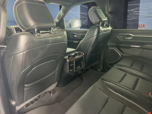 Used 2025 RAM 1500 Laramie AWD/4WD image 28