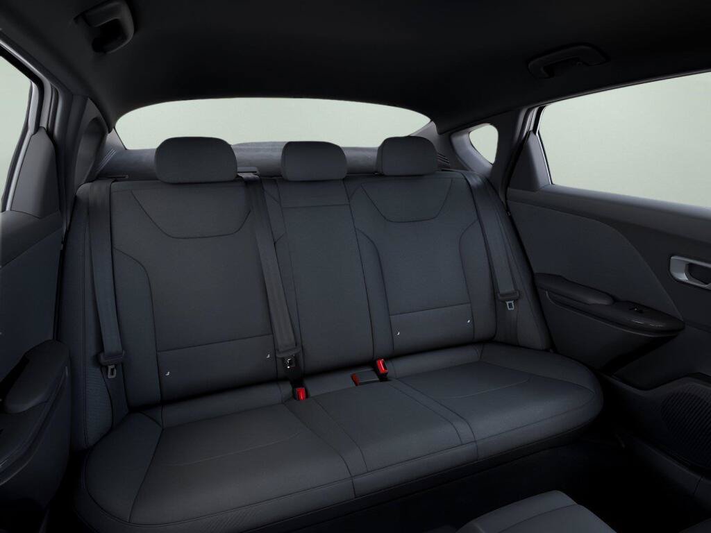 New 2026 Kia K4 FWD image 11