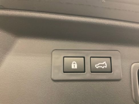 New 2026 Subaru Outback Touring XT image 34