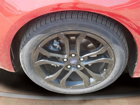 Used 2020 Ford Fusion SE w/ Equipment Group 151A image 9