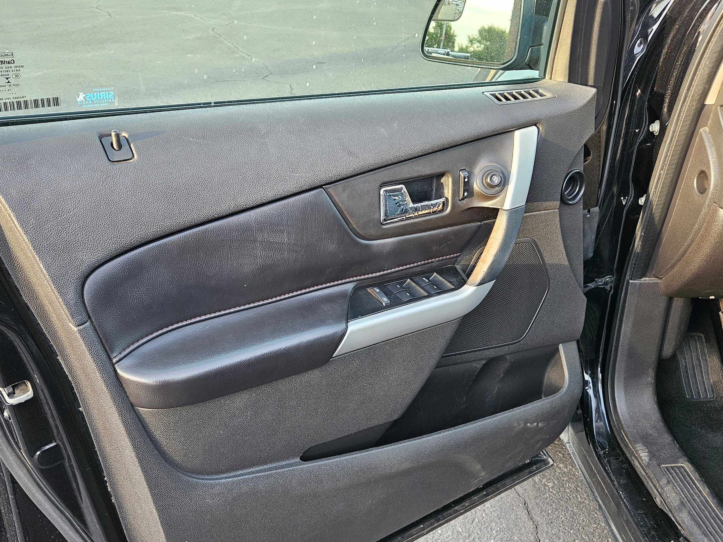 Used 2013 Ford Edge SEL FWD image 11