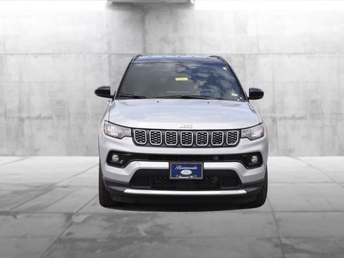 Used 2025 Jeep Compass Limited AWD/4WD image 4