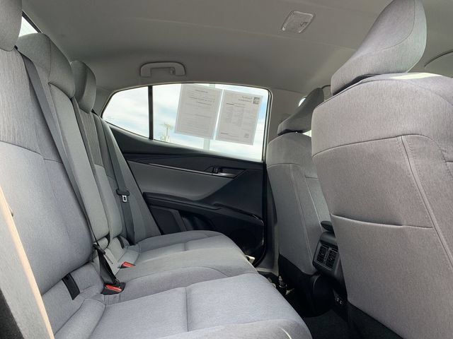 Used 2026 Toyota Camry LE FWD image 34