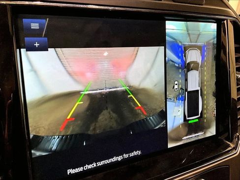 Used 2022 Ford F450 Platinum w/ FX4 Off-Road Package image 20