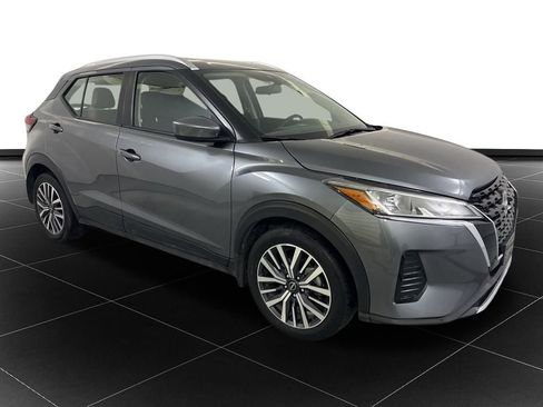 Used 2024 Nissan Kicks SV image 7