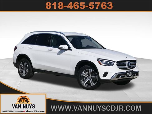 Used 2022 Mercedes-Benz GLC 300 4MATIC w/ Premium Package Lite image 1
