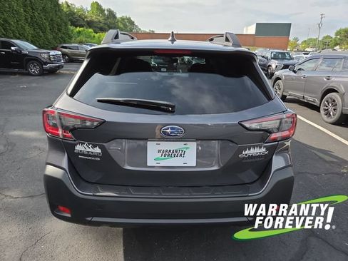 Used 2025 Subaru Outback Premium AWD/4WD image 6