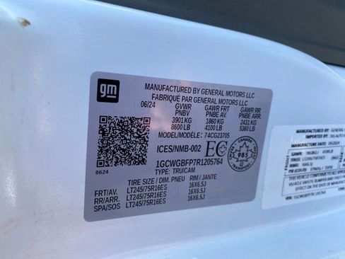 Certified 2024 Chevrolet Express 2500 Work Van image 20