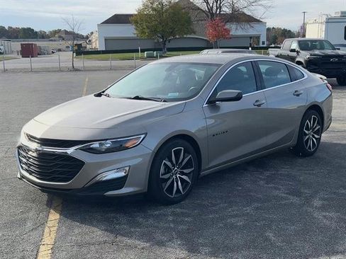 Used 2022 Chevrolet Malibu RS image 27