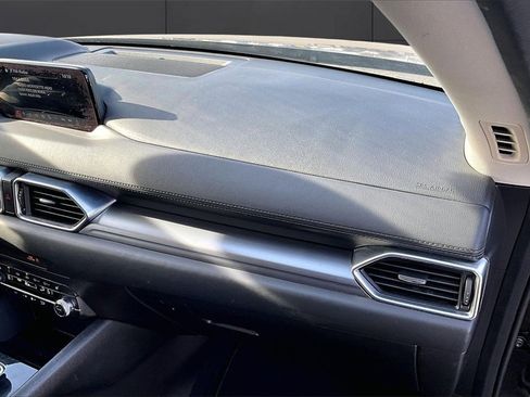 Used 2019 MAZDA CX-5 Touring image 16