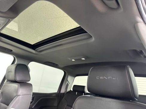 Used 2018 GMC Sierra 2500 Denali w/ Duramax Plus Package image 12