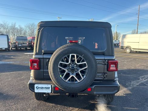 New 2026 Jeep Wrangler Sahara image 6