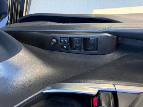 Used 2021 Toyota Camry SE w/ Carpet Mat Package (TMS) image 21