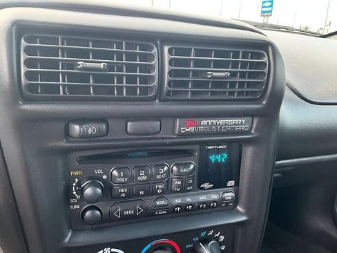 Used 2002 Chevrolet Camaro Z28 w/ Sport Appearance Pkg RWD image 20