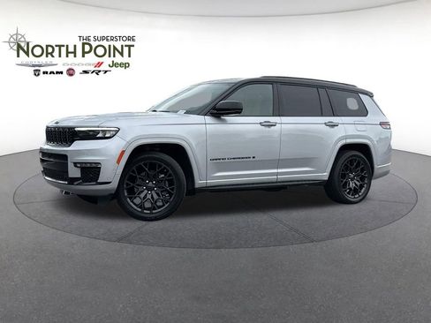Certified 2025 Jeep Grand Cherokee L Summit AWD/4WD image 1