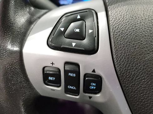 Used 2013 Ford Edge Limited FWD image 26