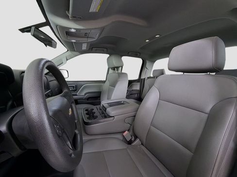 Used 2018 Chevrolet Silverado 1500 W/T w/ Trailering Package image 13