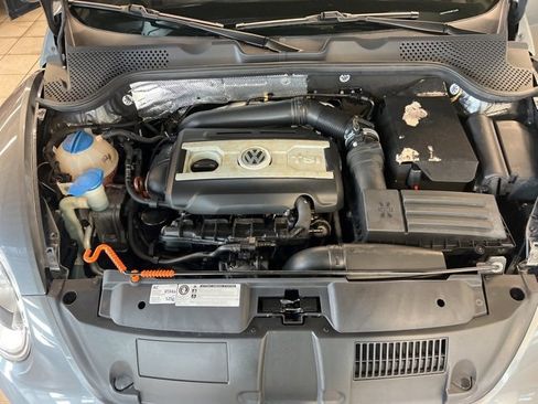 Used 2012 Volkswagen Beetle Turbo image 13