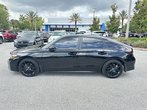Used 2025 Honda Civic Sport image 3
