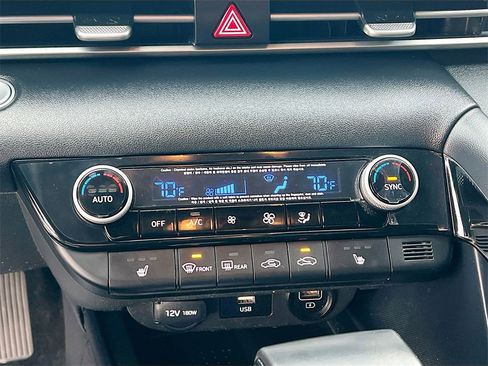 Used 2021 Hyundai Elantra SEL w/ Convenience Package image 13