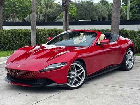 Used 2024 Ferrari Roma Spider RWD image 1