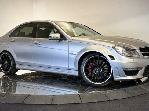 Used 2012 Mercedes-Benz C 63 AMG Sedan image 22