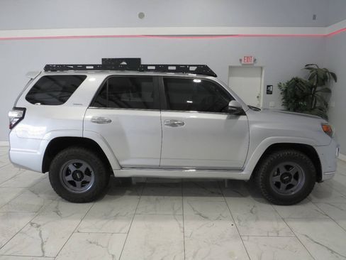 Used 2014 Toyota 4Runner Limited AWD/4WD image 2