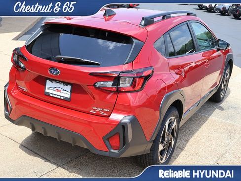 Used 2025 Subaru Crosstrek 2.5i Limited AWD/4WD image 6