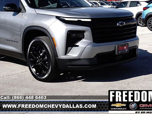 New 2026 Chevrolet Traverse LT w/ Midnight/Sport Edition image 42