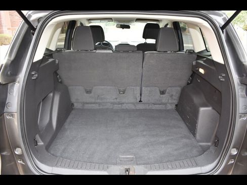 Used 2016 Ford Escape SE w/ Equipment Group 201A FWD image 22