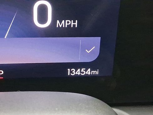 Used 2025 Buick Encore GX Avenir w/ Avenir Technology Package image 20