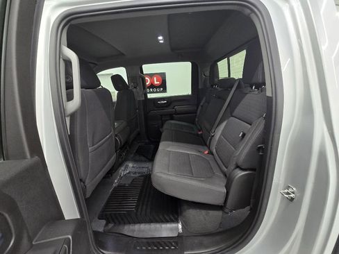 Used 2023 Chevrolet Silverado 2500 LT w/ Convenience Package image 16