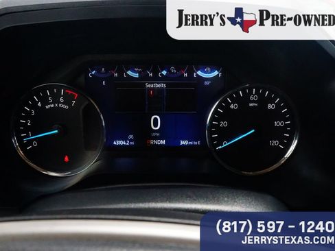 Used 2024 Ford Expedition XLT RWD image 11