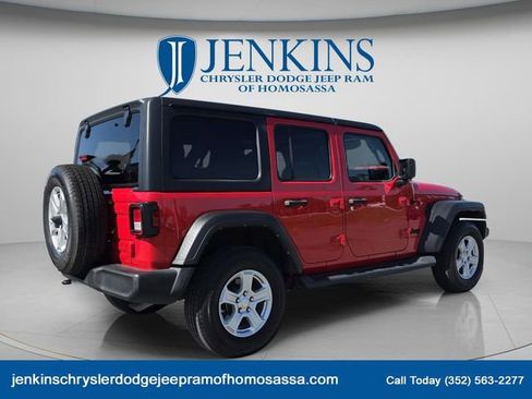 Certified 2022 Jeep Wrangler Unlimited Sport AWD/4WD image 5